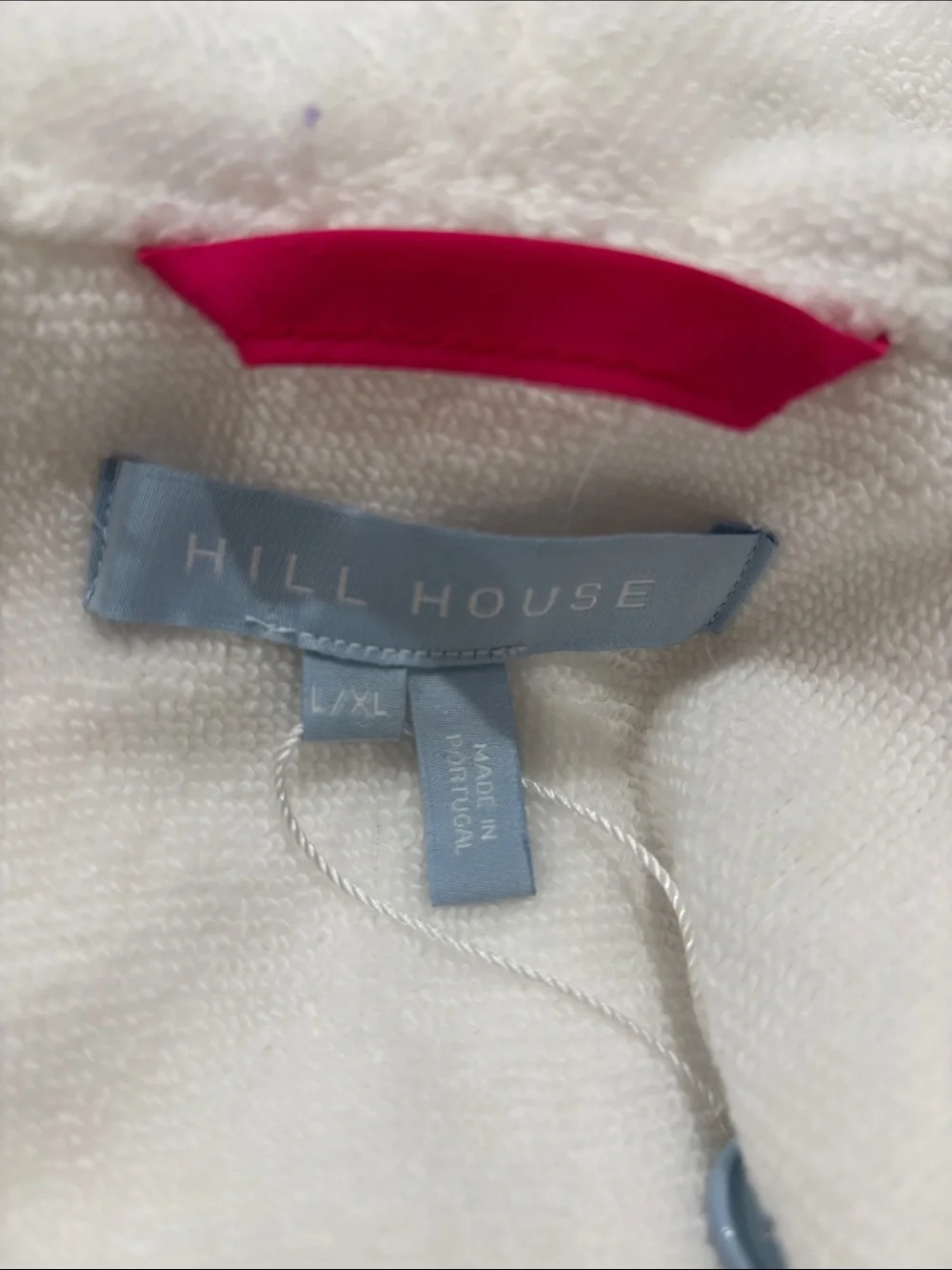 Hill House initial ‘r’